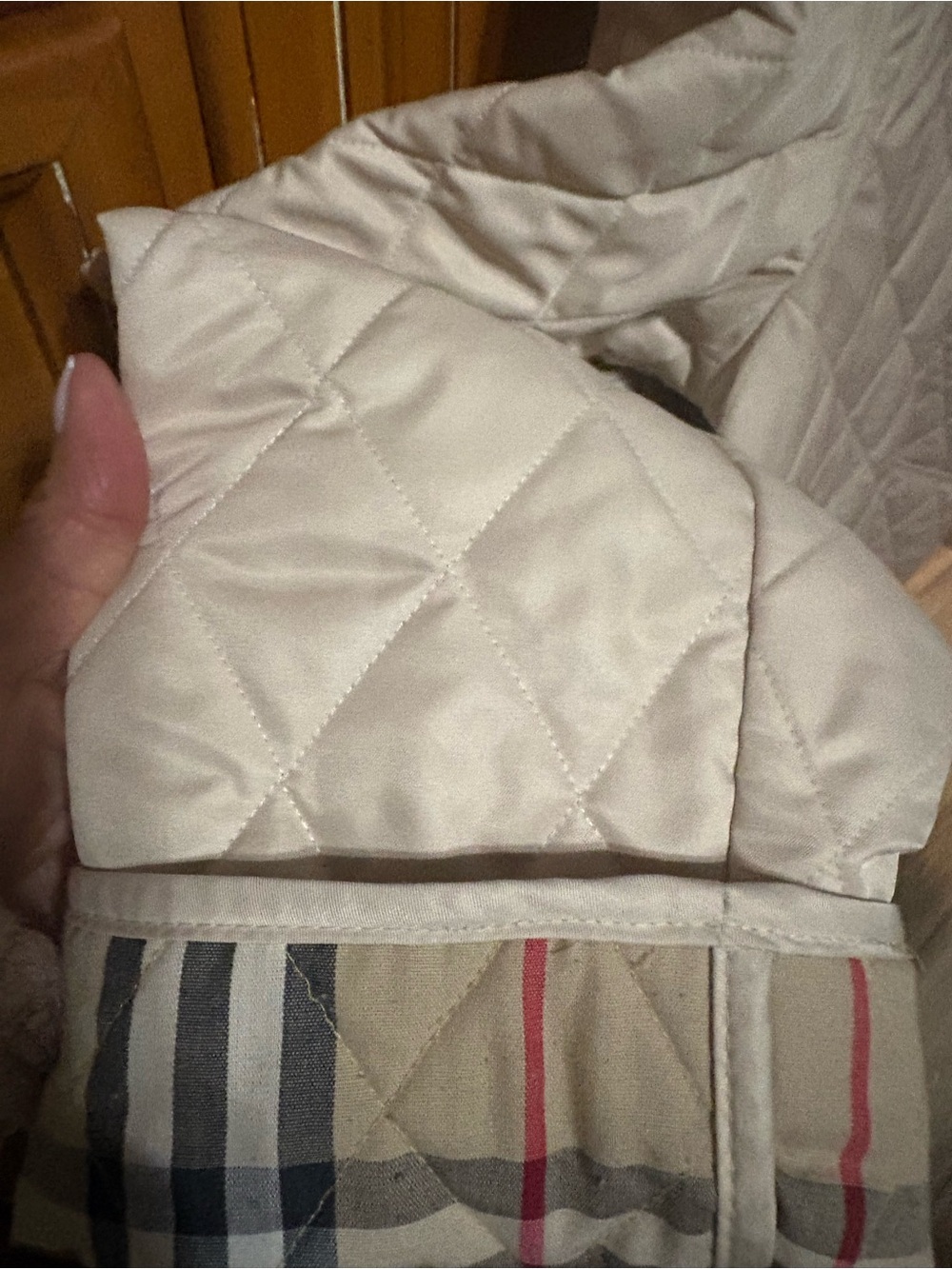 Burberry Cream Quilted Button-Up Puffer Coat - Picture 3 of 5
